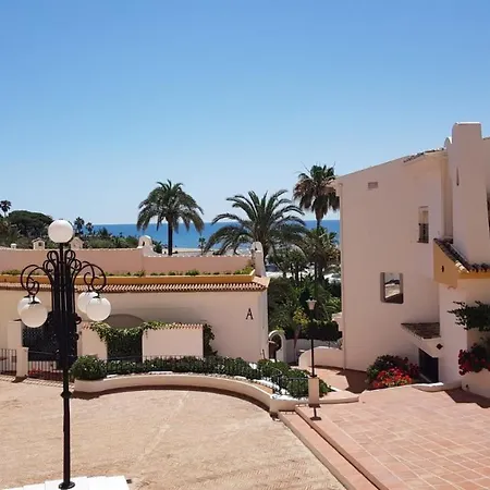 K105 Cabopino Apartment Marbella