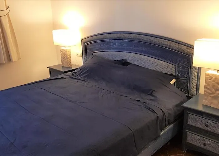 K105 Cabopino Апартаменти Марбелья